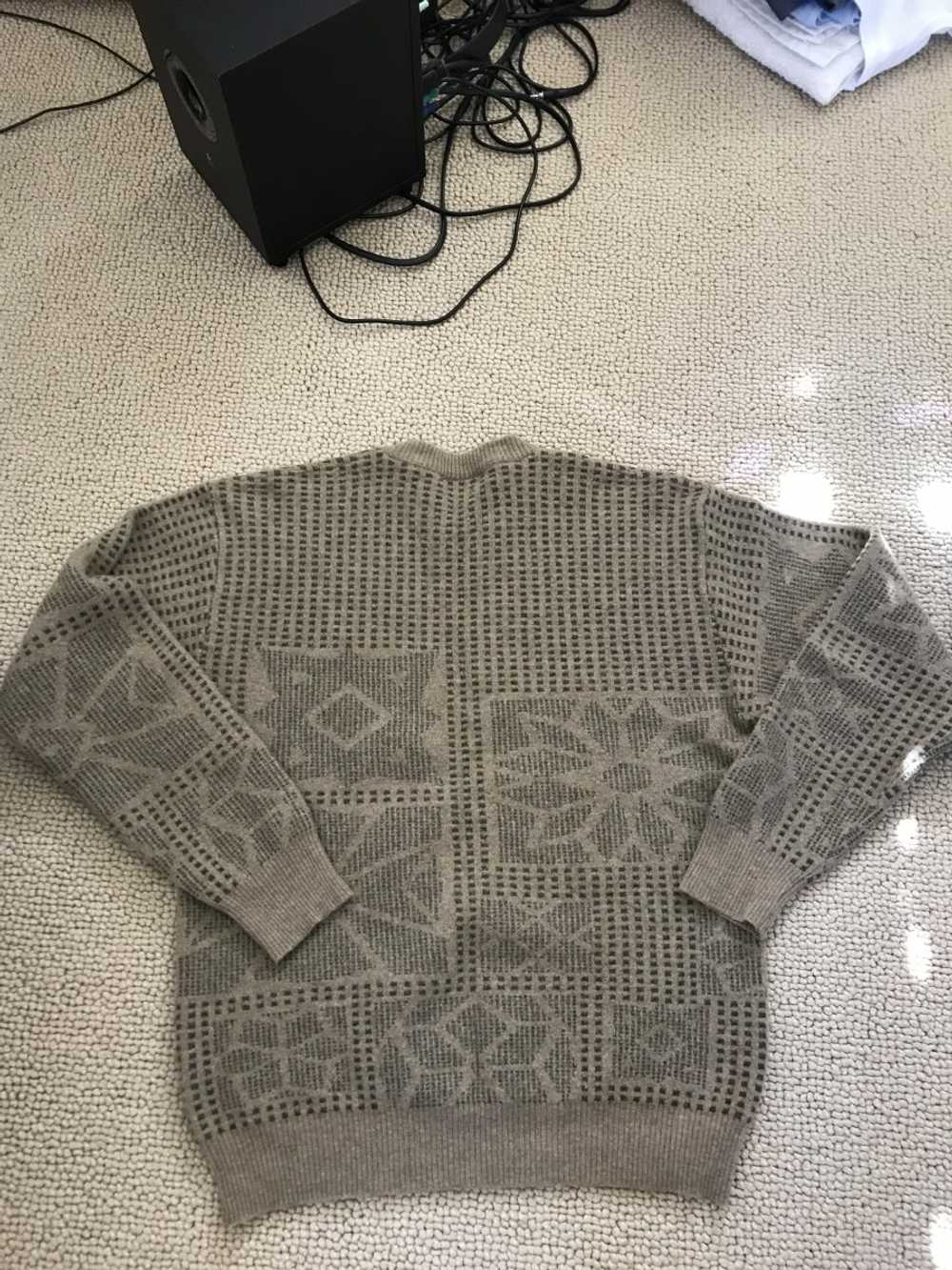 VINTAGE GIVENCHY WOOL SWEATER SZ S/M - image 5