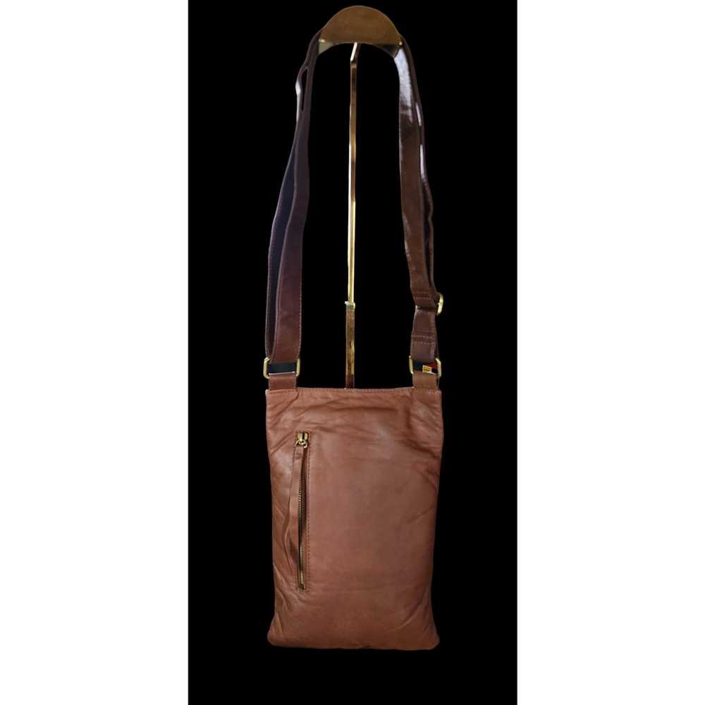 Vintage Hobo International Leather Crossbody Bag - image 2