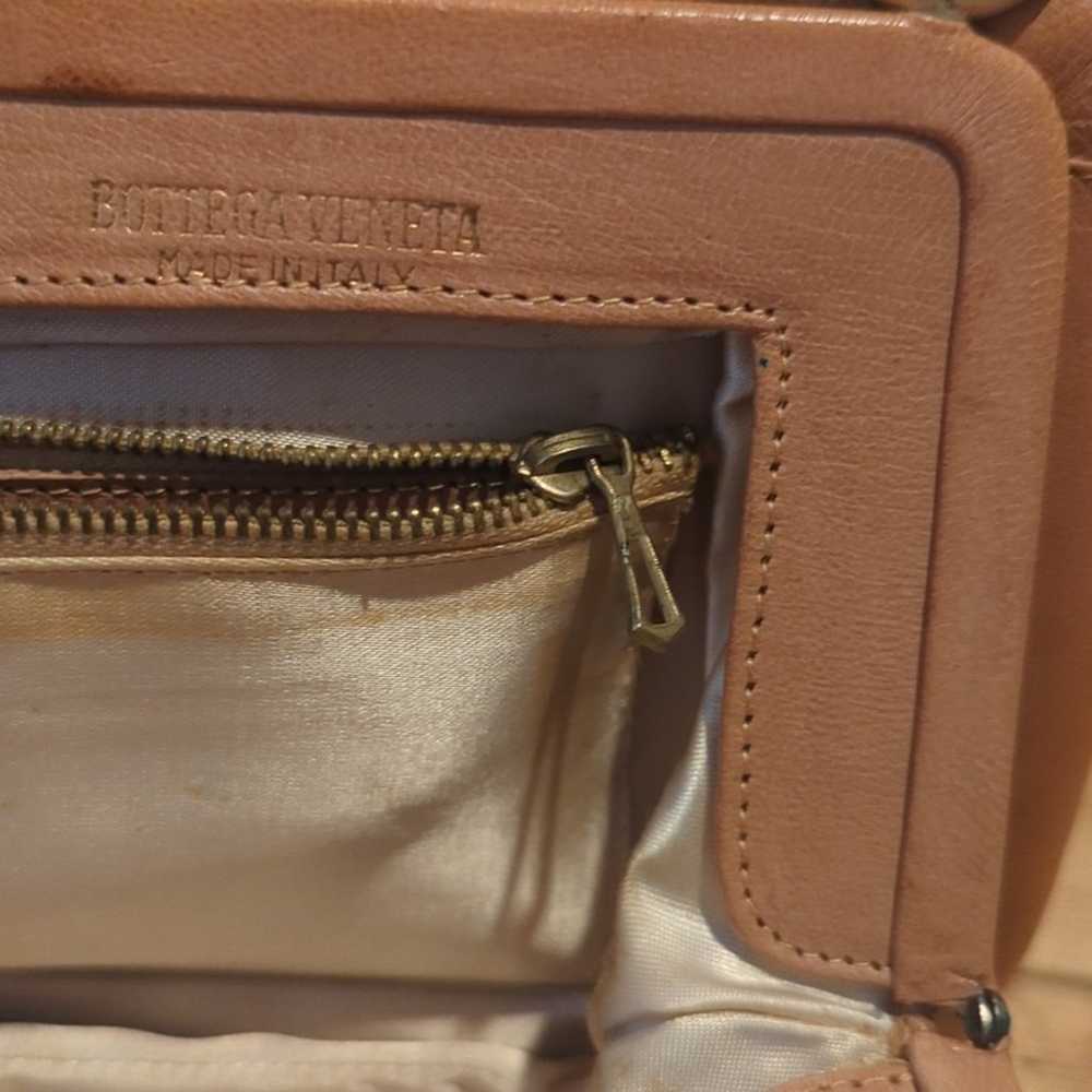 Bottega Veneta Vintage Calfskin Handbag With Embo… - image 10