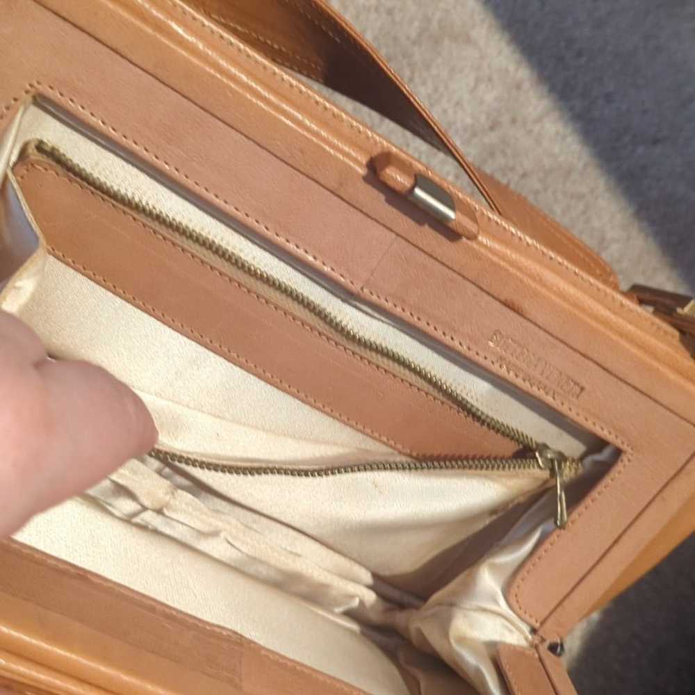 Bottega Veneta Vintage Calfskin Handbag With Embo… - image 12