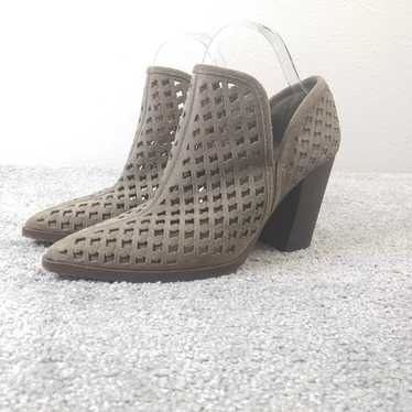 Vince Camuto Camarie Ankle Boots Womens 9 Tuscan … - image 1