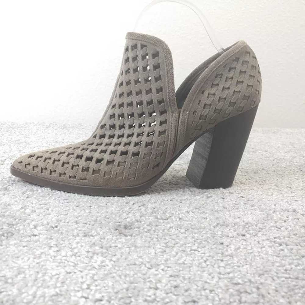 Vince Camuto Camarie Ankle Boots Womens 9 Tuscan … - image 2