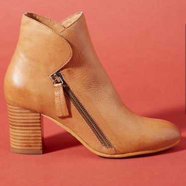 Anthropologie Silent D Tan Leather Booties