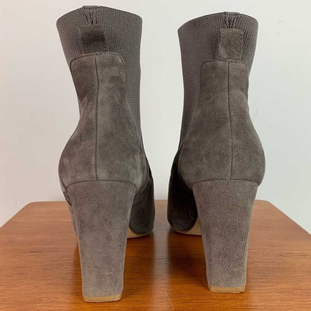Steve Madden women’s ritcher gray suede leather C… - image 7