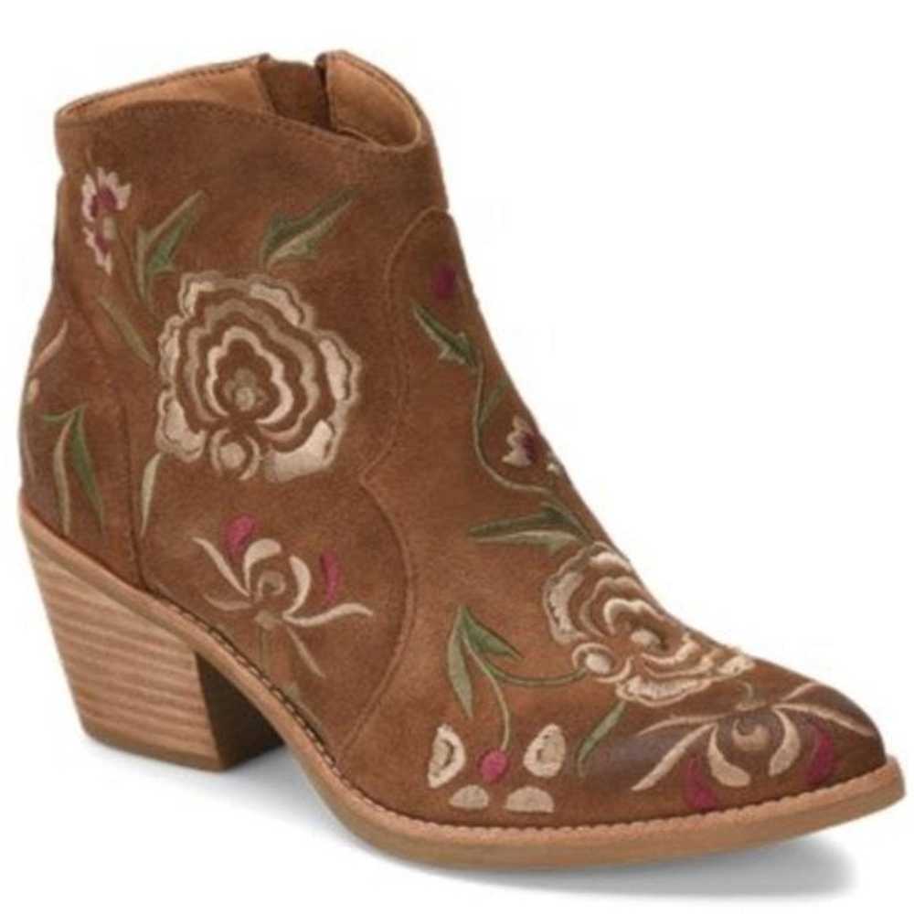 Sofft - Westmont II Floral Embroidered Western Su… - image 5