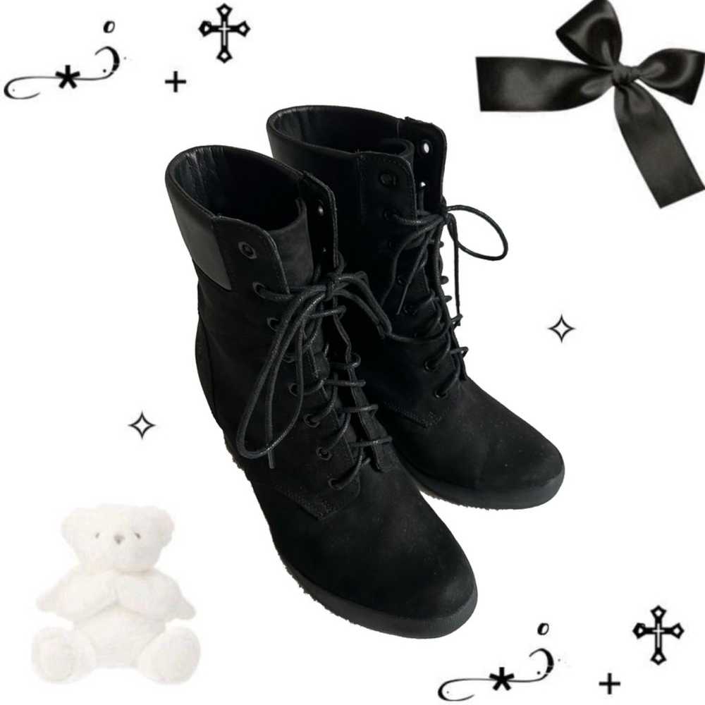 OP $130 womens Timberland boots - image 2