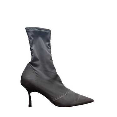 Yeezy Season 8 Graphite Gray Cement Boot Heels Bo… - image 1