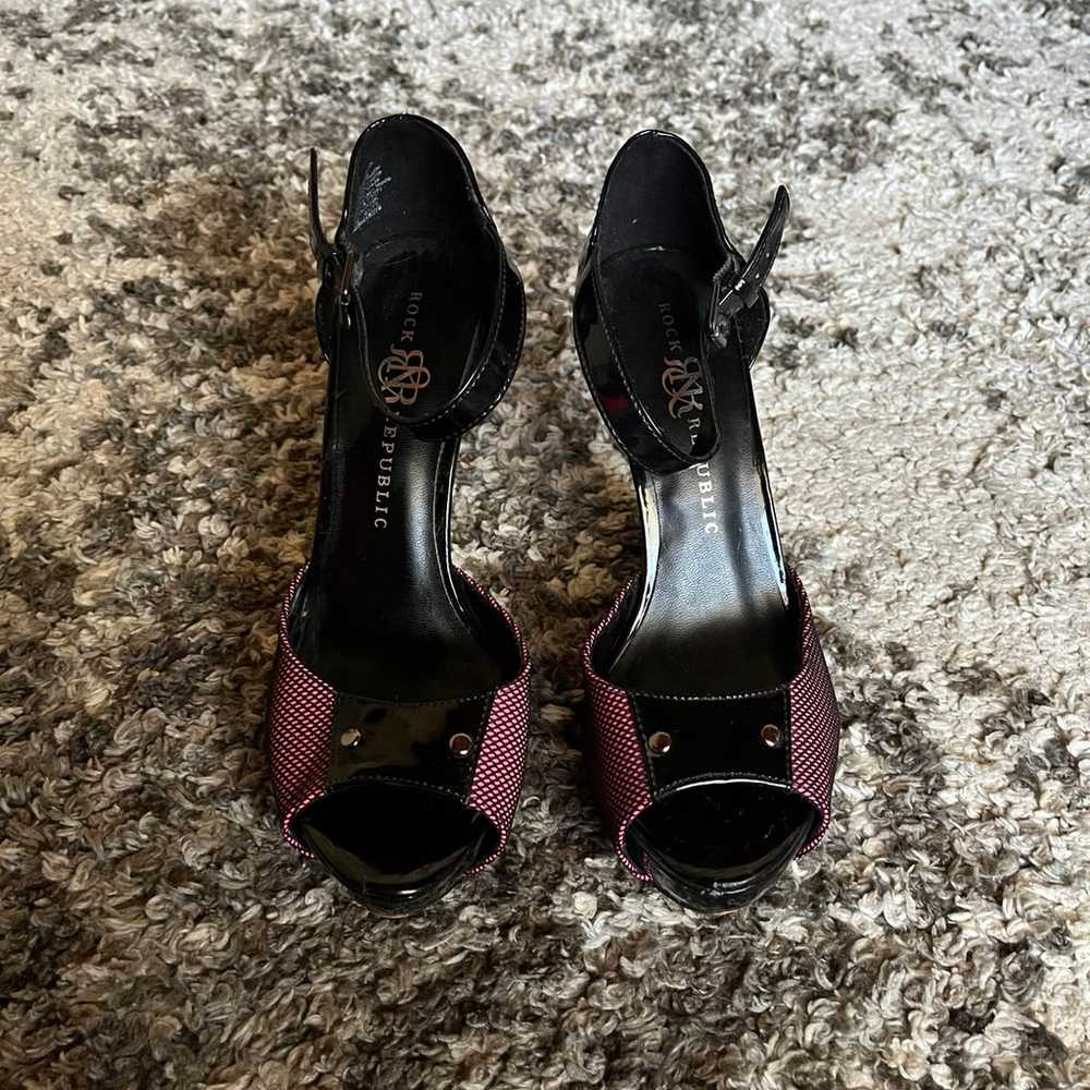 Rock & Republic Black & Pink Heels - image 4