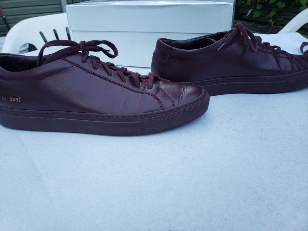 Common Projects Low Bordeaux Achilles Sneakers - image 8