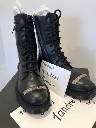 Vetements gothic logo - Gem Vetements gothic logo - Gem