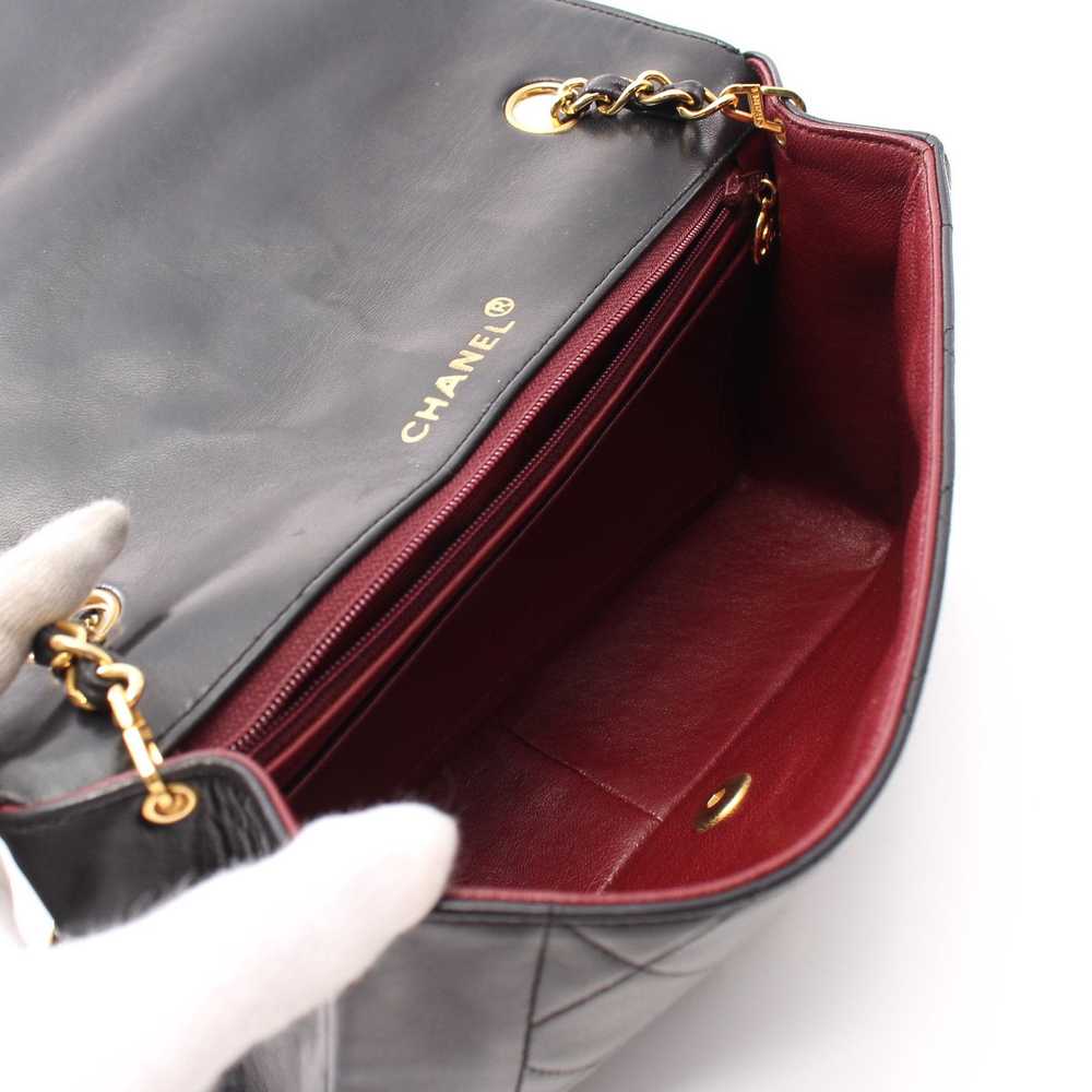 Chanel Matelasse Diana Flap Chain Shoulder Bag La… - image 3