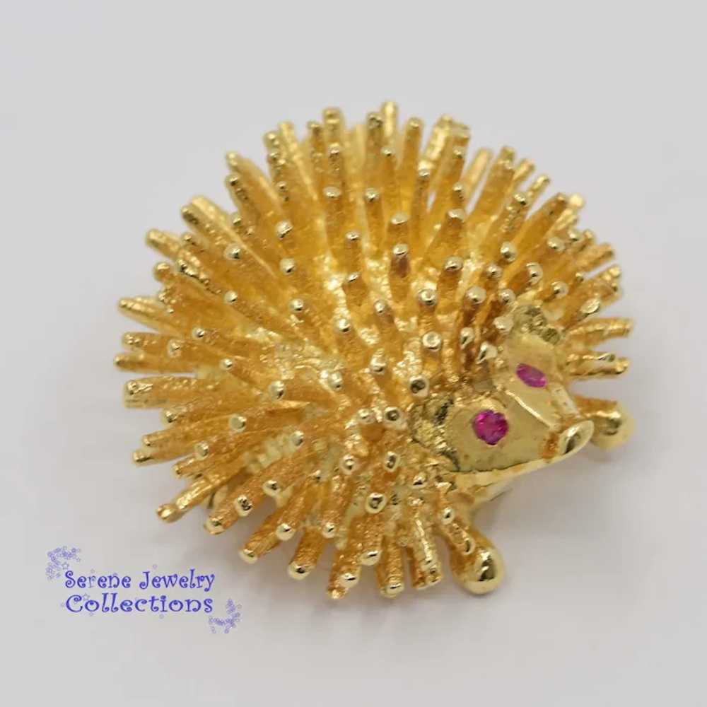 Ruby 14k Yellow Gold Baby Hedgehog Brooch Vintage - image 2