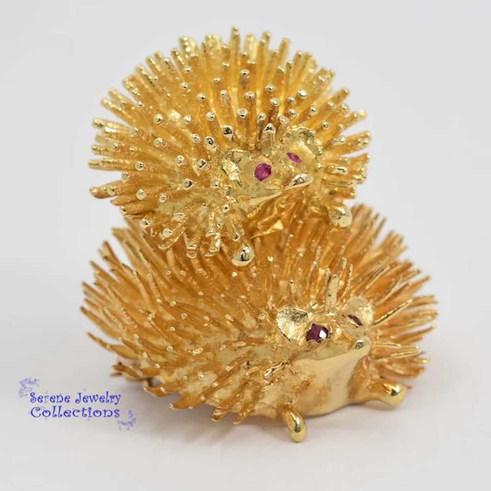 Ruby 14k Yellow Gold Baby Hedgehog Brooch Vintage - image 5
