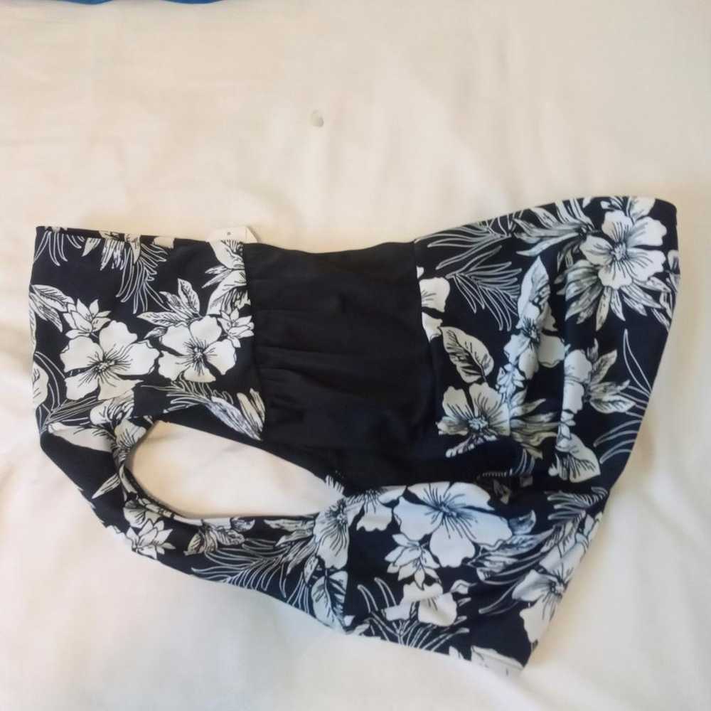 Non Signé / Unsigned Two-piece swimsuit - image 3