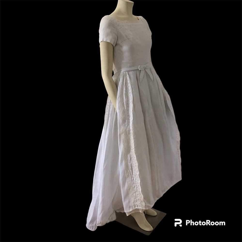 Vintage 1970s Phillipa wedding gown with train si… - image 2
