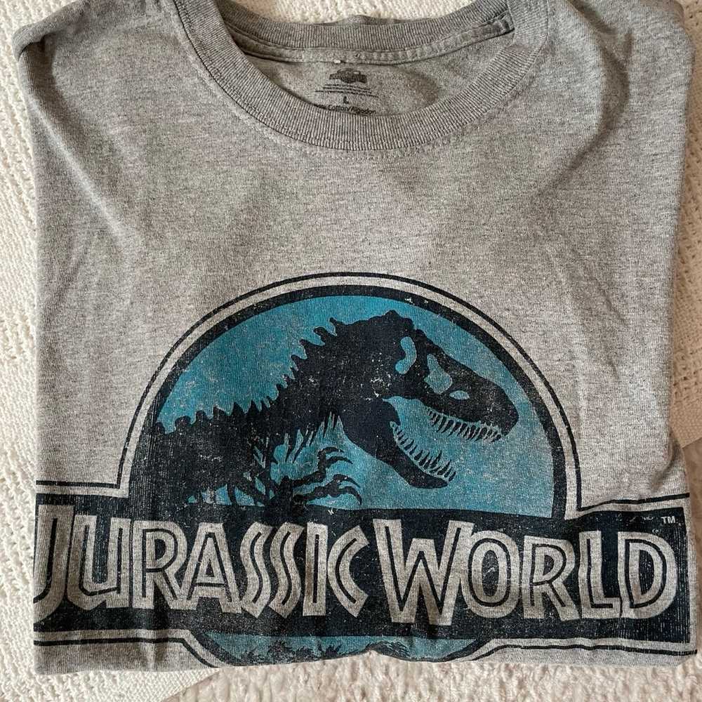 Jurassic World T-Shirt - image 1