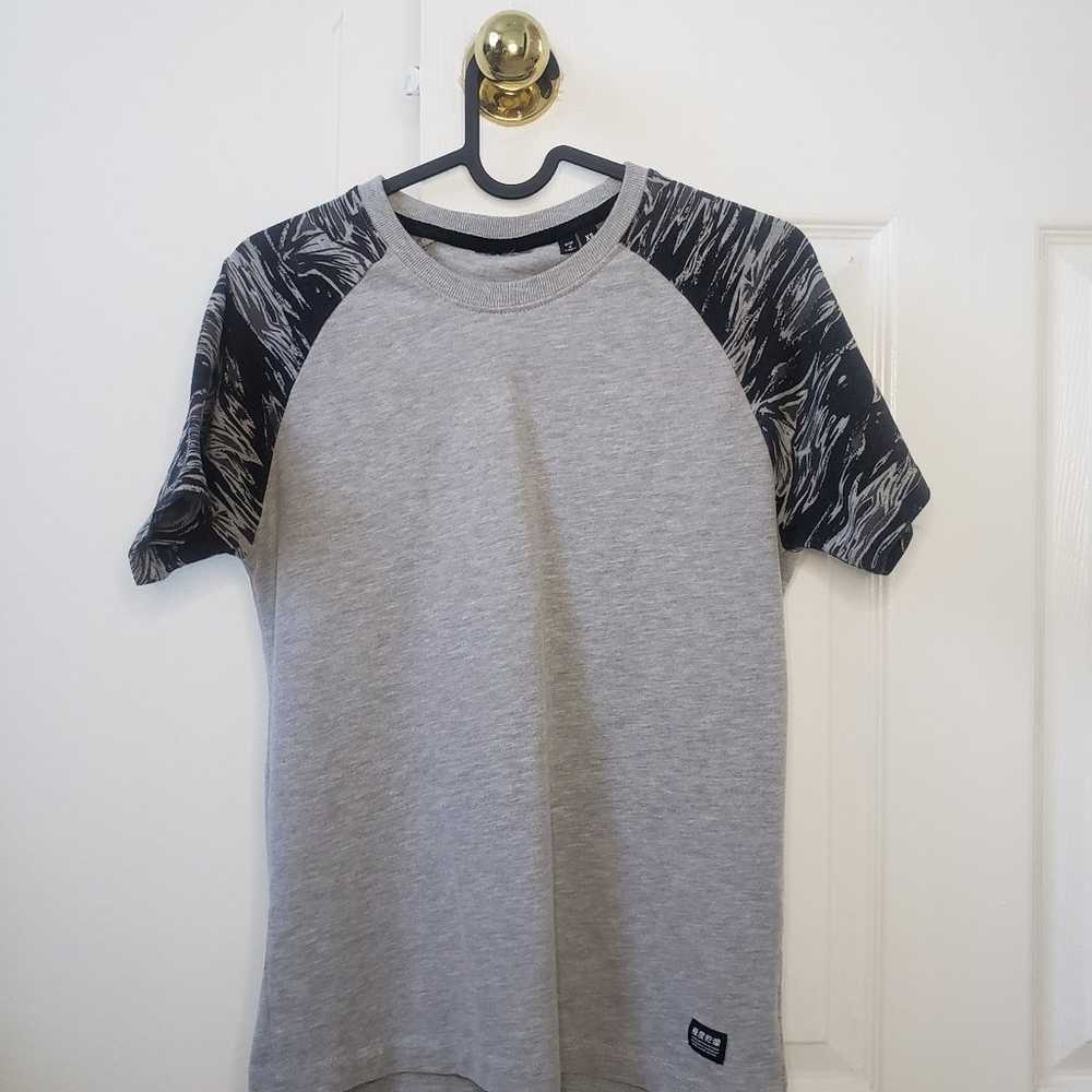 Superdry Gray Short Sleeve Tee Shirt XS - image 1