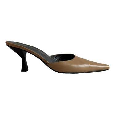 CHARLES DAVID Leather heels