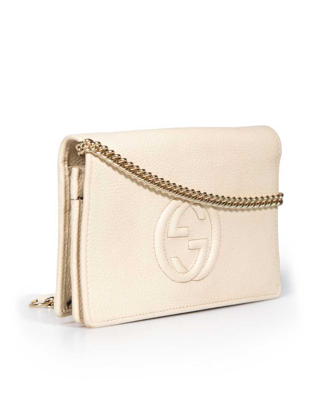 Gucci Ivory Pebbled Calfskin Soho Wallet on Chain - image 2