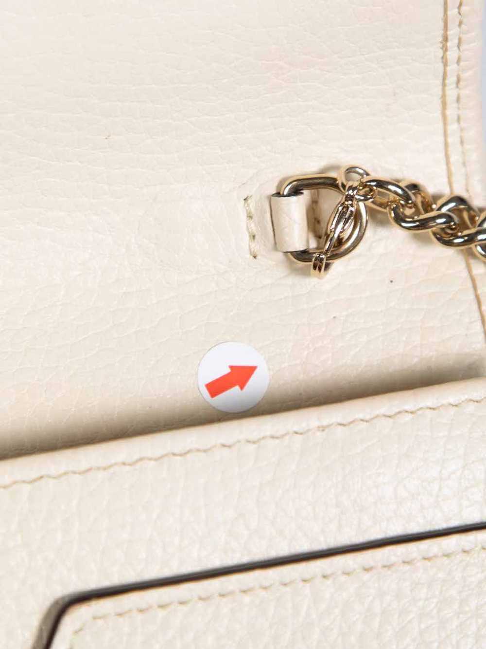 Gucci Ivory Pebbled Calfskin Soho Wallet on Chain - image 7