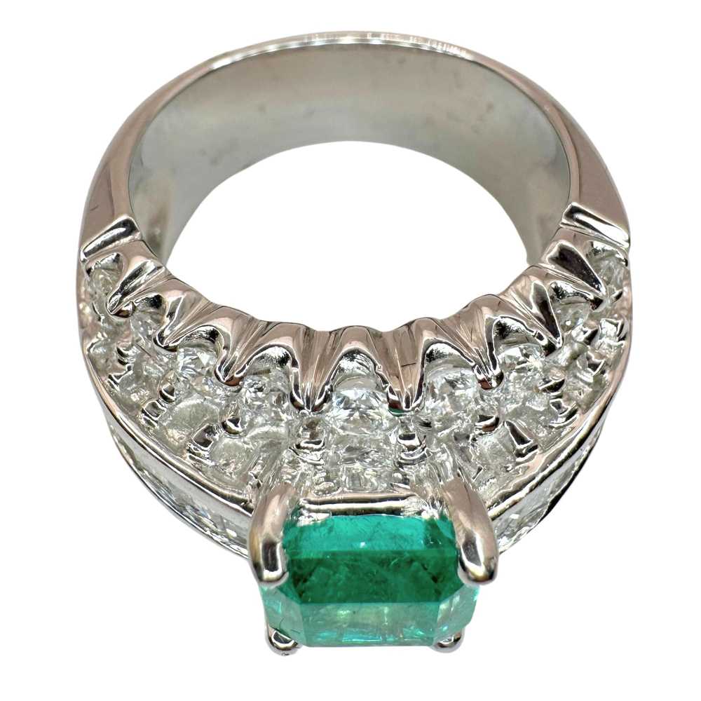 18k Diamond and Emerald Wide Band Ring - image 6