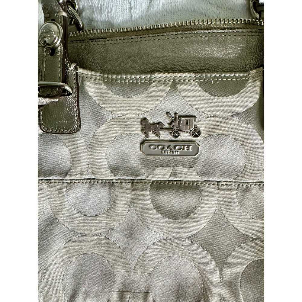 Y2K silver and gray vintage coach bag - image 2