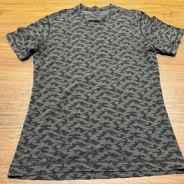 Lululemon Men’s Gray/Black Short-Sleeve T-Shirt -… - image 1