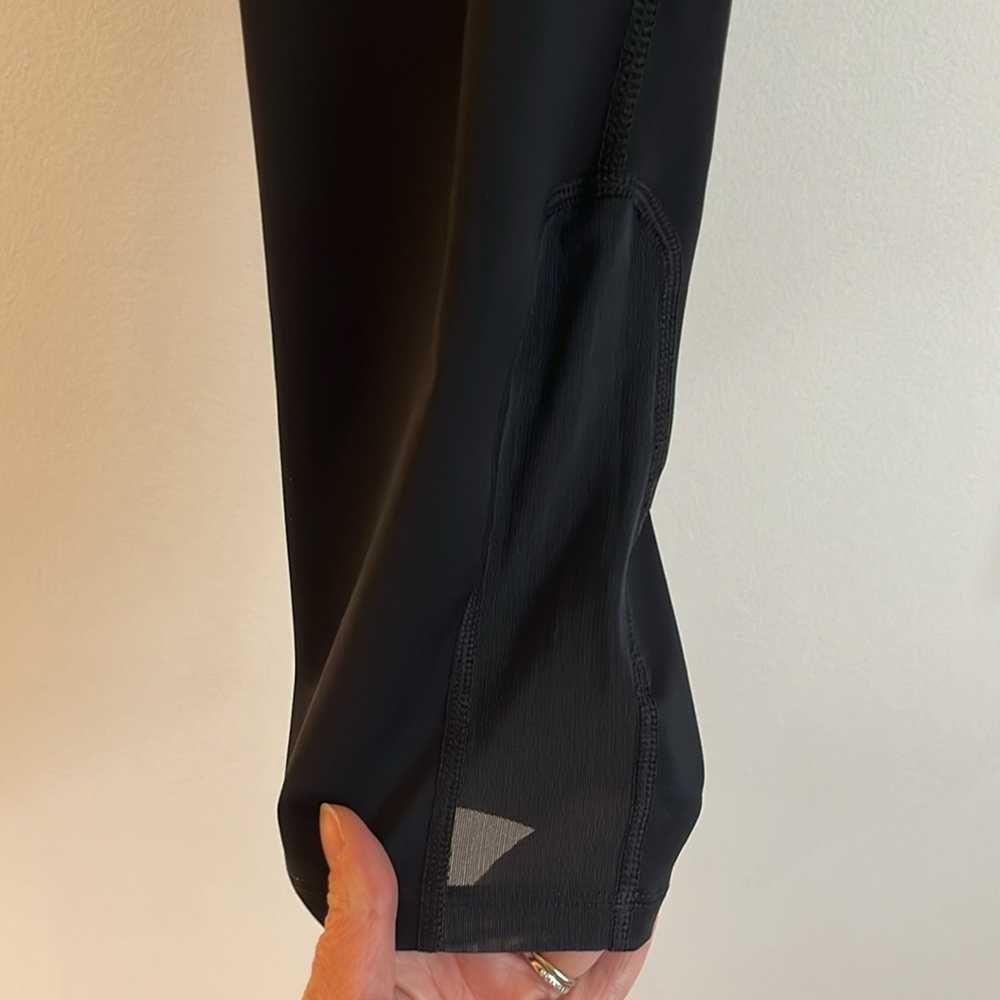 Nike Running Dri-Fit Crop Leggings Size M Black M… - image 2