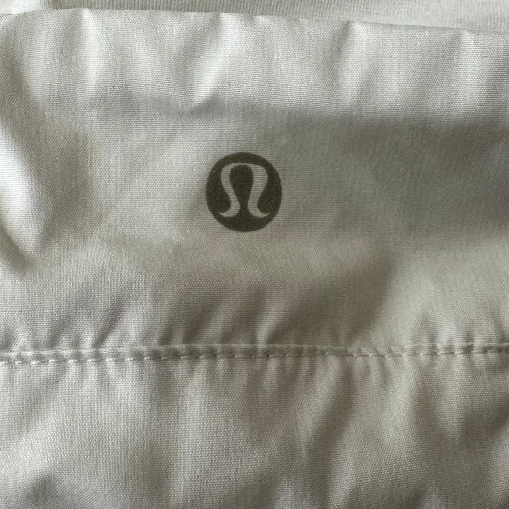 Lululemon Resolution White Hooded Jacket Size 6 - image 8