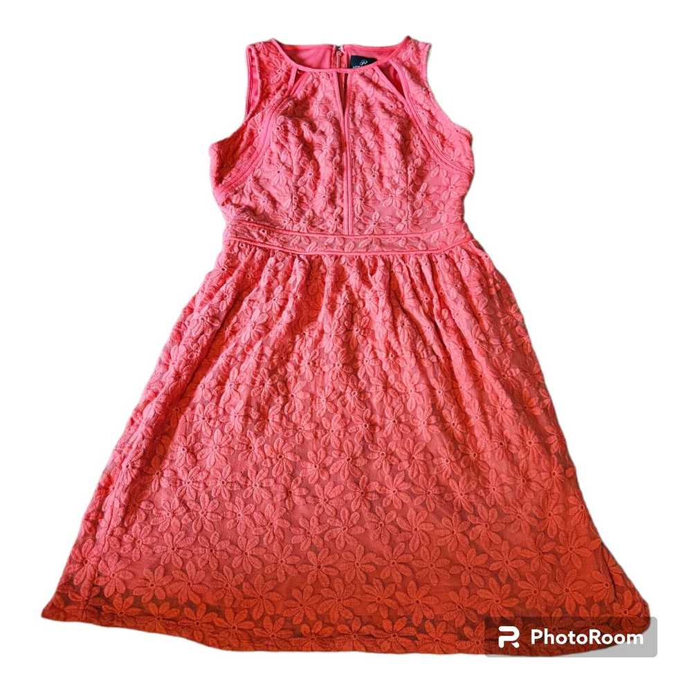 Adrianna Papell Size 8 Sleeveless Split Lace Cora… - image 1