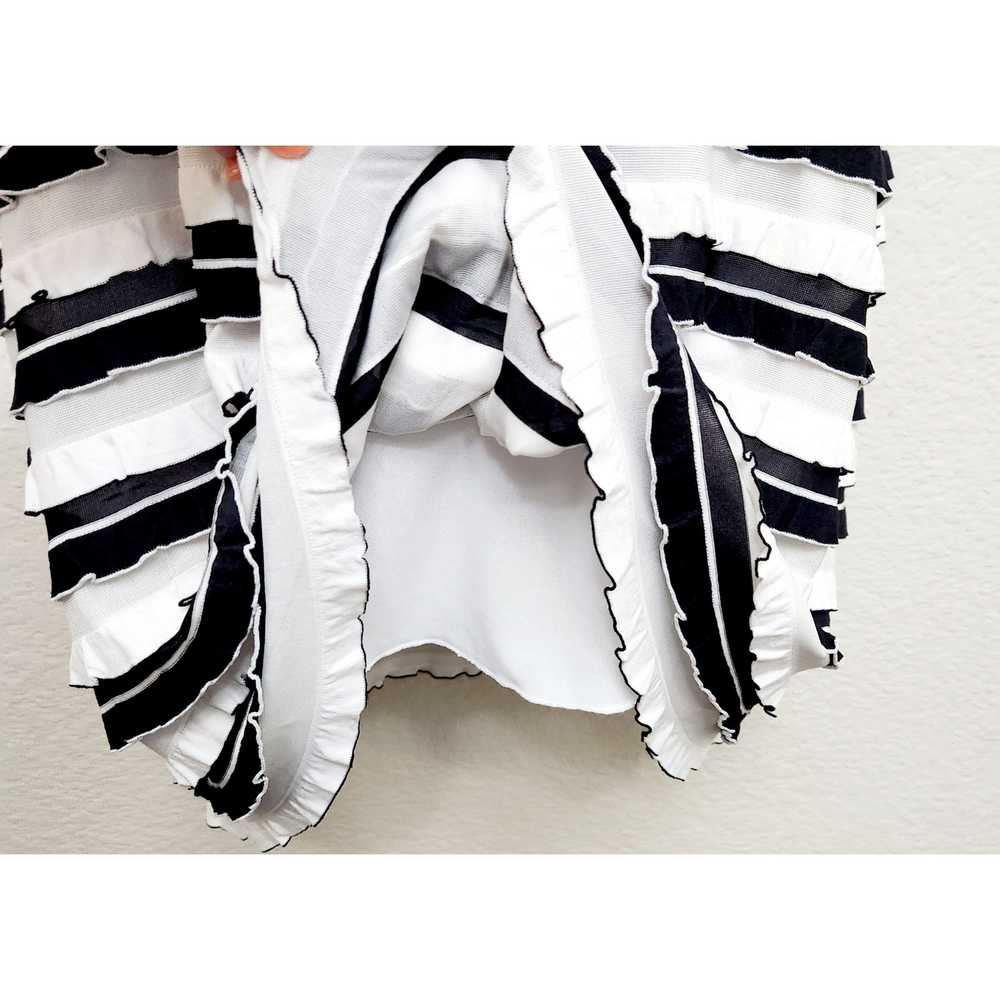 TanJay Black White Striped Ruffled Pleats Square … - image 4