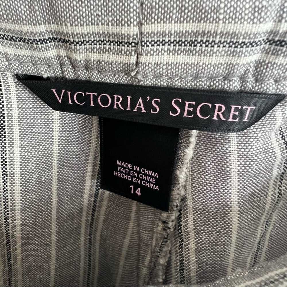Victoria’s Secret Linen Blend Stripped Mid-rise C… - image 2