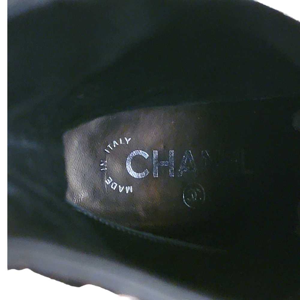 Chanel CC Logo Black Leather Ankle Chain Cap Toe … - image 11