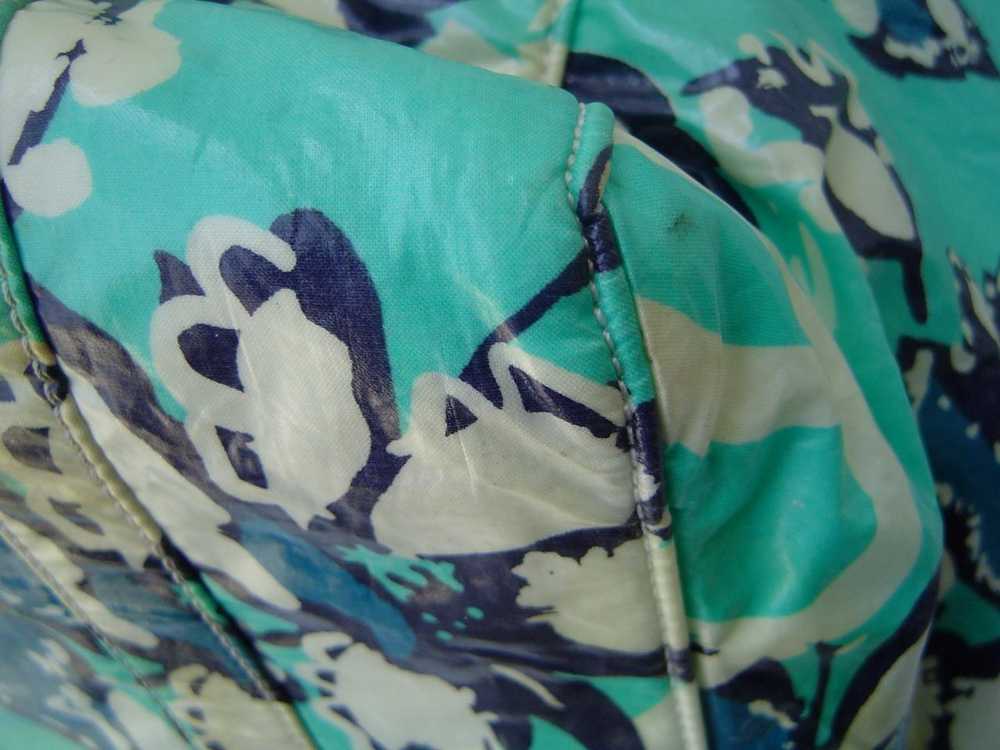 AUTHENTIC CHANEL XL GREEN AND BLUE COATED FLORAL … - image 9