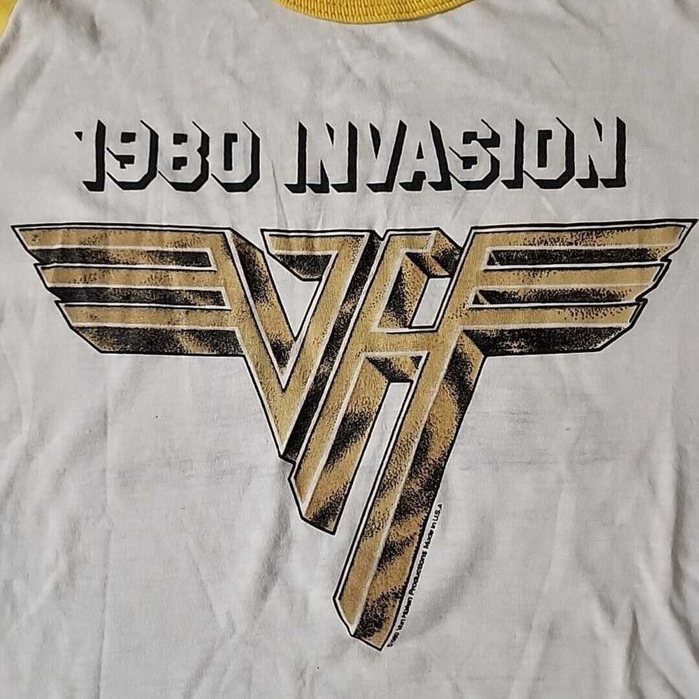 Vintage 1980 Van Halen Invasion L Shirt Yellow Wh… - image 2