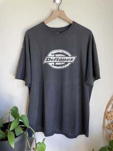 Vintage Vintage Deftones Dickies Logo T Shirt Whit