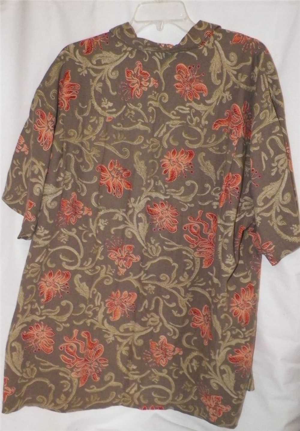 Geoffrey Beene Hawaiian Shirt Size XL Flowers Sea… - image 4