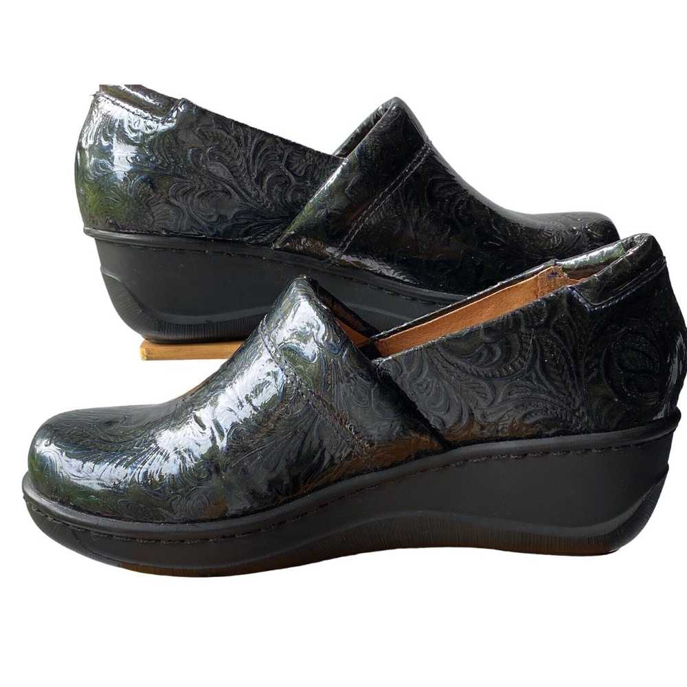 Nurture Perry Women Size 7.5 M Embossed Leather C… - image 7