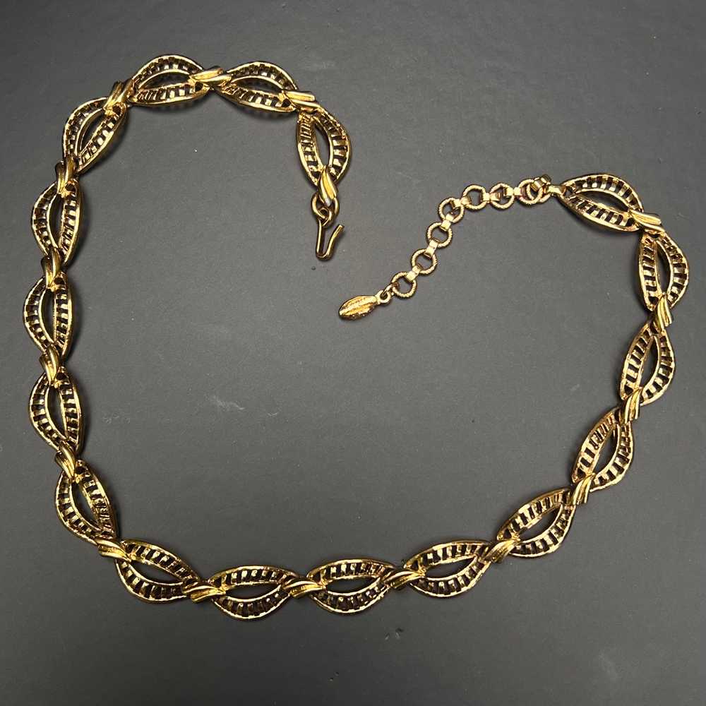 Vintage Unsigned designer Gold Plated choker Neck… - image 2