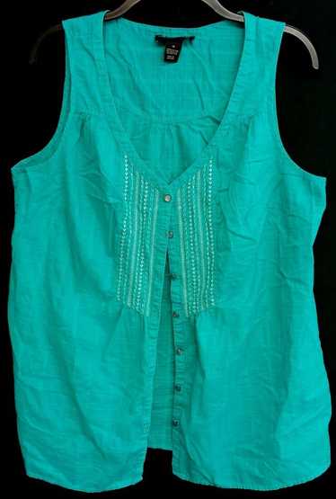 *Lane bryant green button down embroidered women' 