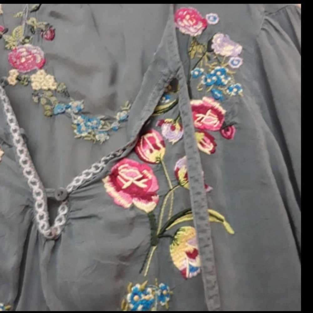 Johnny Was Grey Embroidered Floral Boho Peasant  … - image 3