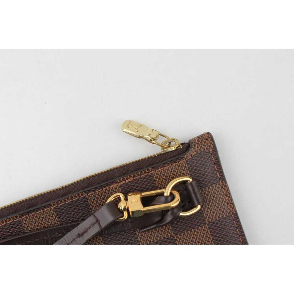 Louis Vuitton Neverfull cloth handbag - image 8