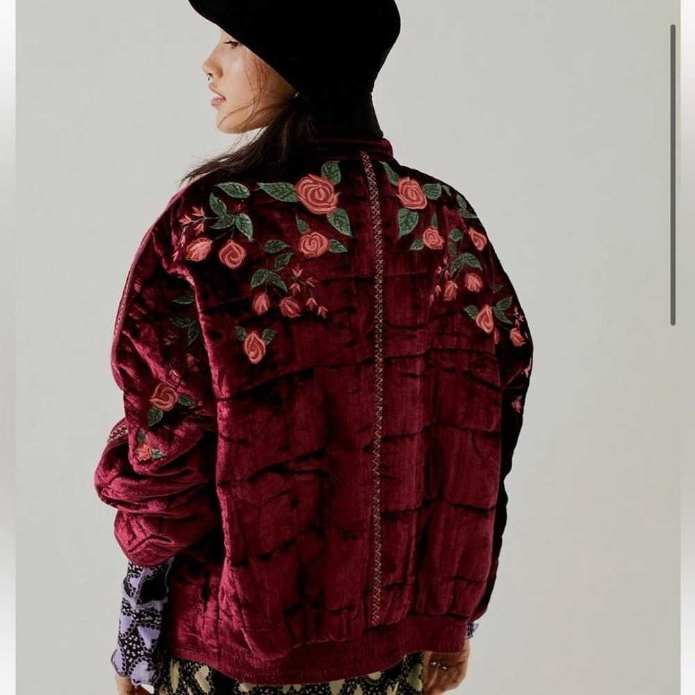 Free People Anna Sui Dolman Quilted Jacket XS Vel… - image 9