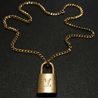 Louis Vuitton Louis Vuitton Lock & Gold Necklace - image 1