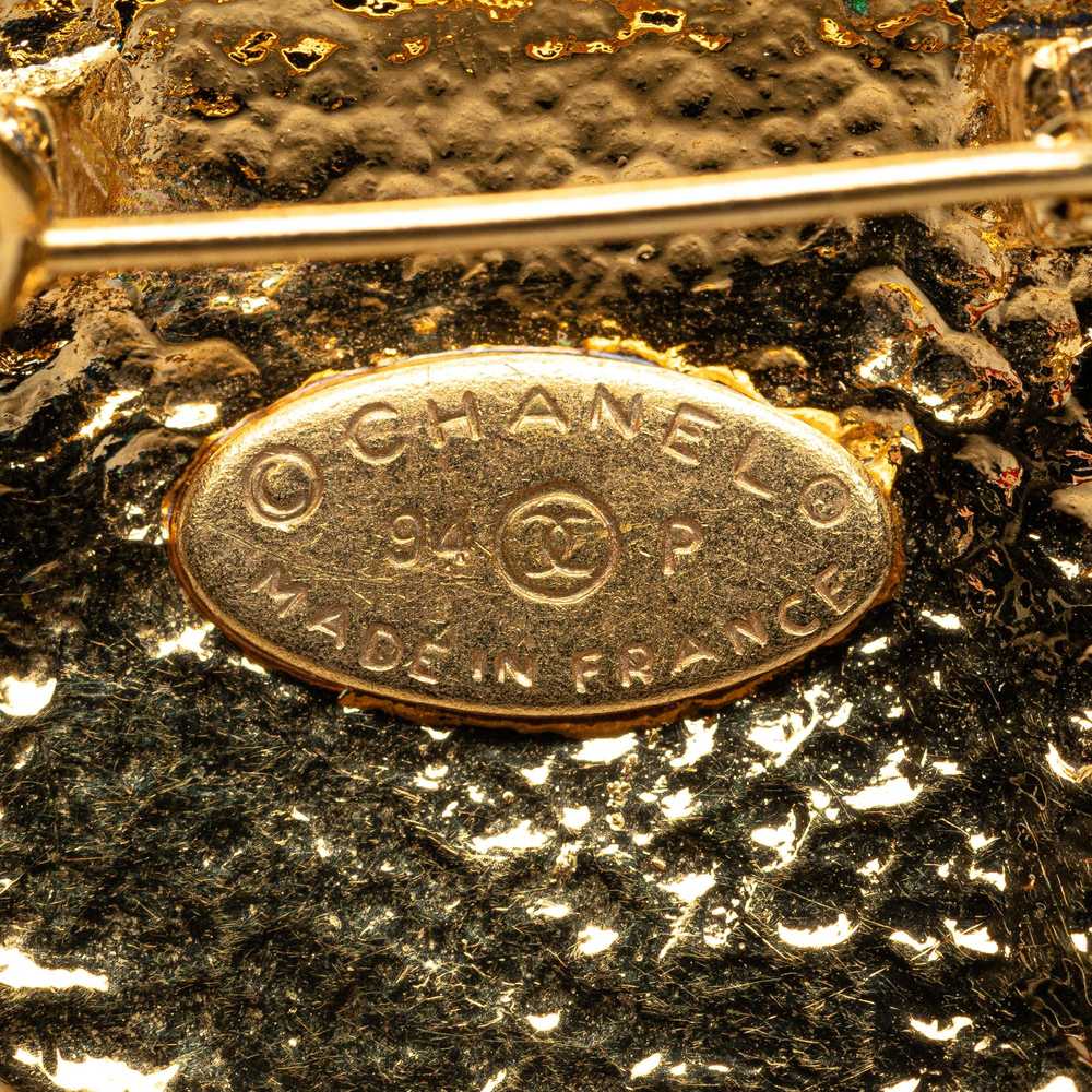 Product Details Chanel Round CC Brooch - image 3