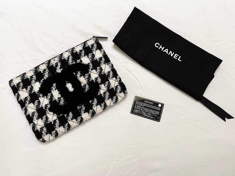 Product Details Houndstooth Tweed Zip Pouch - image 2