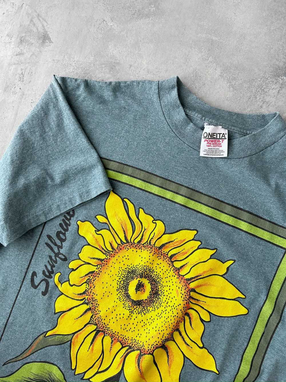 Sunflower Seeds Graphic T-Shirt 90's - Large - image 2
