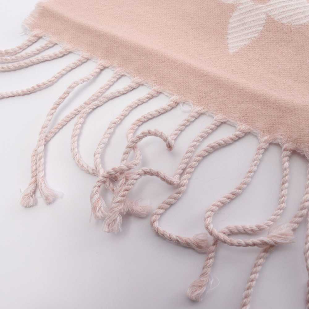 Louis Vuitton LV Essential Beige Rose Scarf Wool … - image 5
