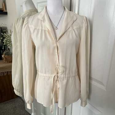 Beautiful Vintage French Style Blouse