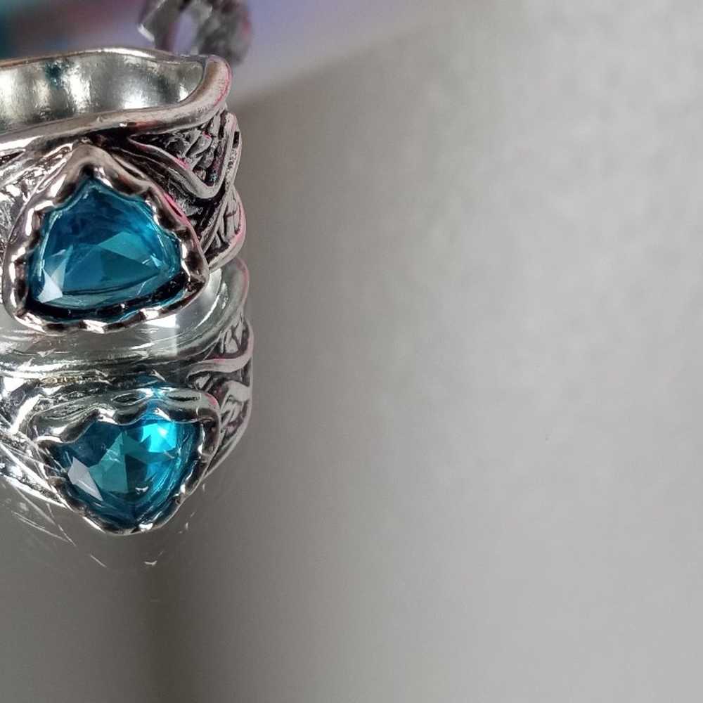 Vintage style Teal/ Turquoise gemstone ring - image 12